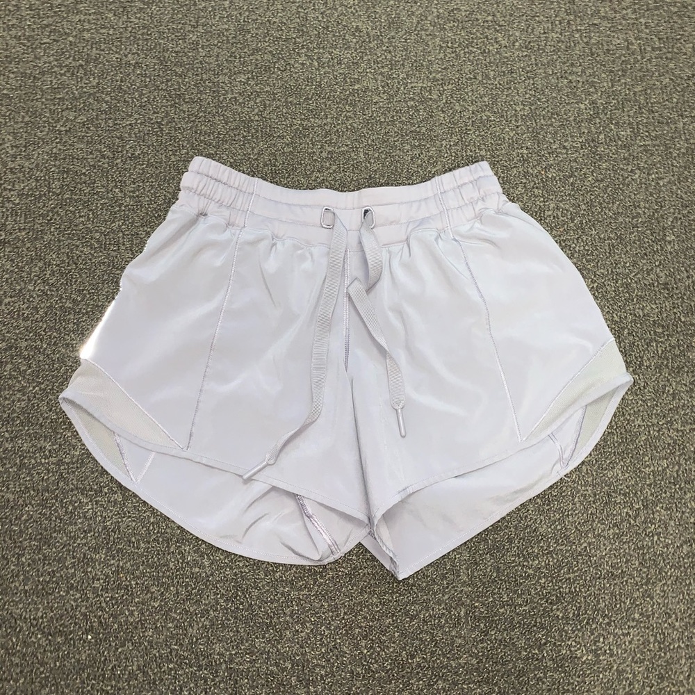 LULULEMON hotty hot shorts 4inch